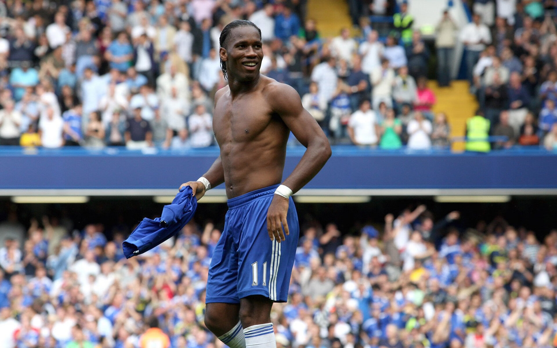 南美风暴席卷非洲大陆，巴拉圭狂胜几内亚，奥纳纳关键回合一锤定音