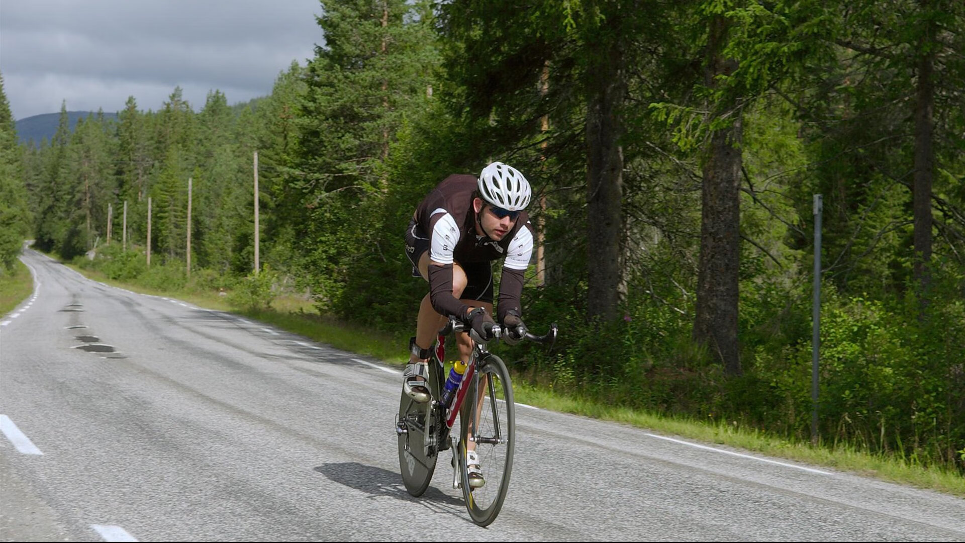 掘金之心，约基奇在季后赛之夜的关键节点连续得分艺术
